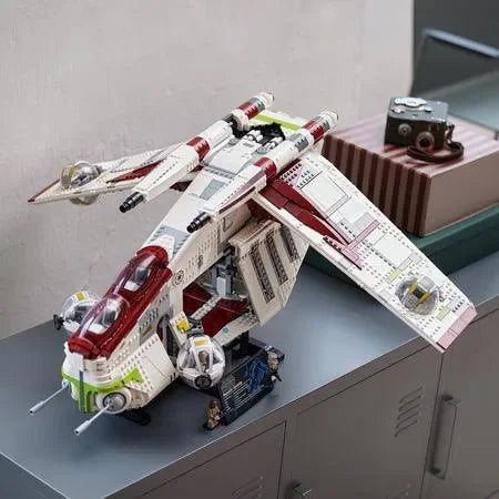 Galactic Galactic Gunship - 75309