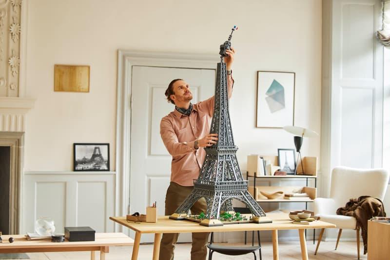 Paris Eiffel Tower Landmark - 10307