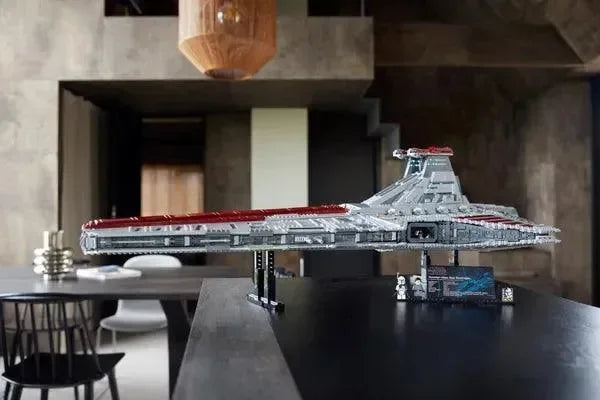 Galactic Republic Attack Cruiser Building Set - 75367