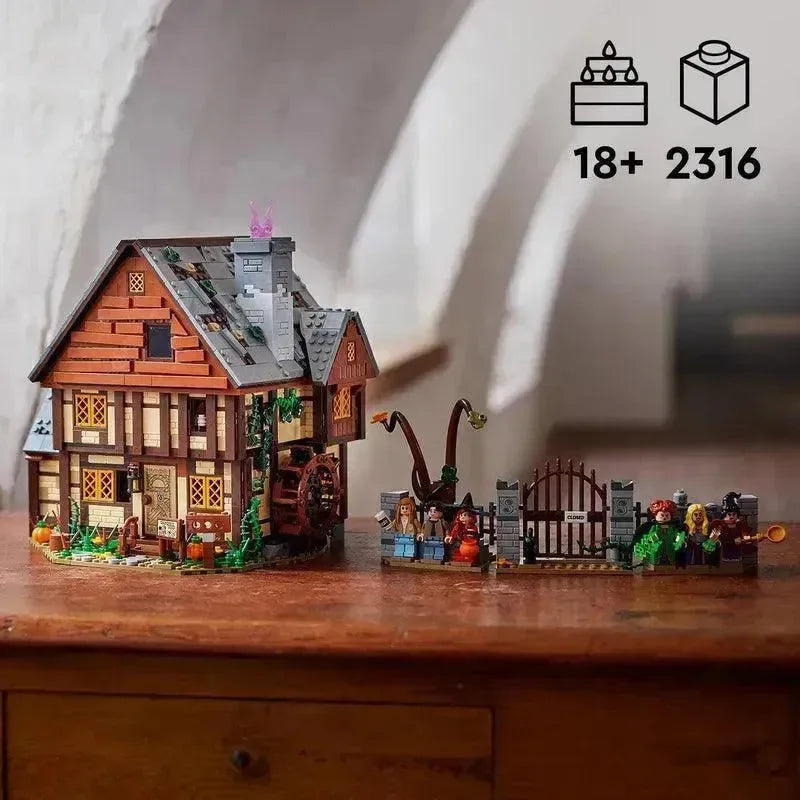 Witches' Cottage Halloween Set - 21341
