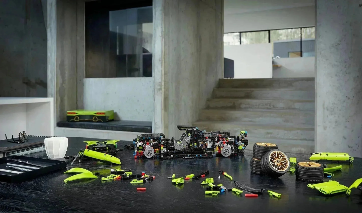 42115 Technic V12 Supercar Building Set