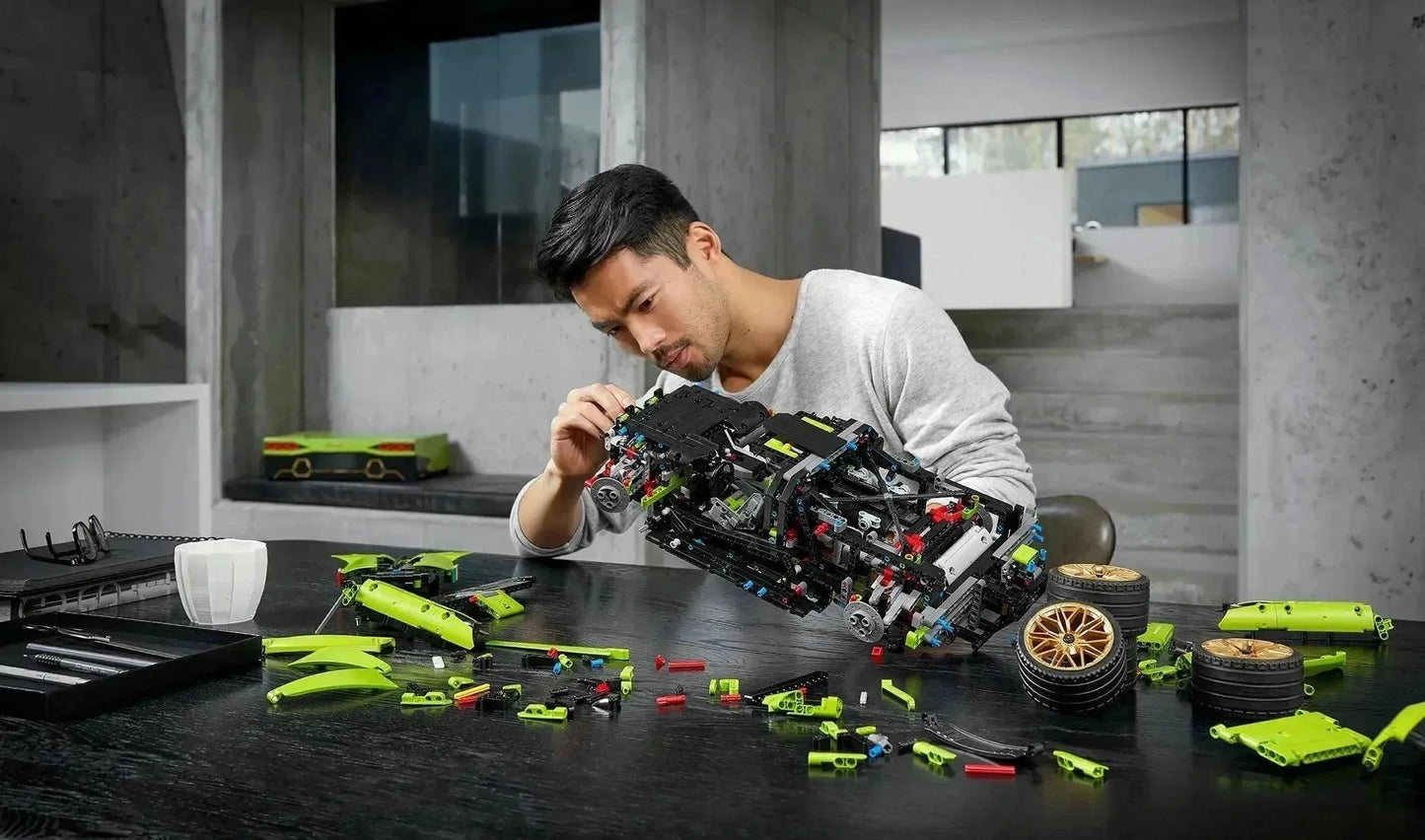 42115 Technic V12 Supercar Building Set
