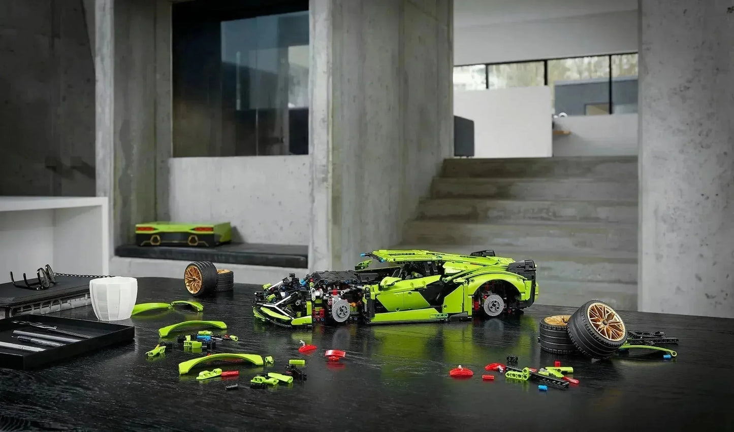 42115 Technic V12 Supercar Building Set