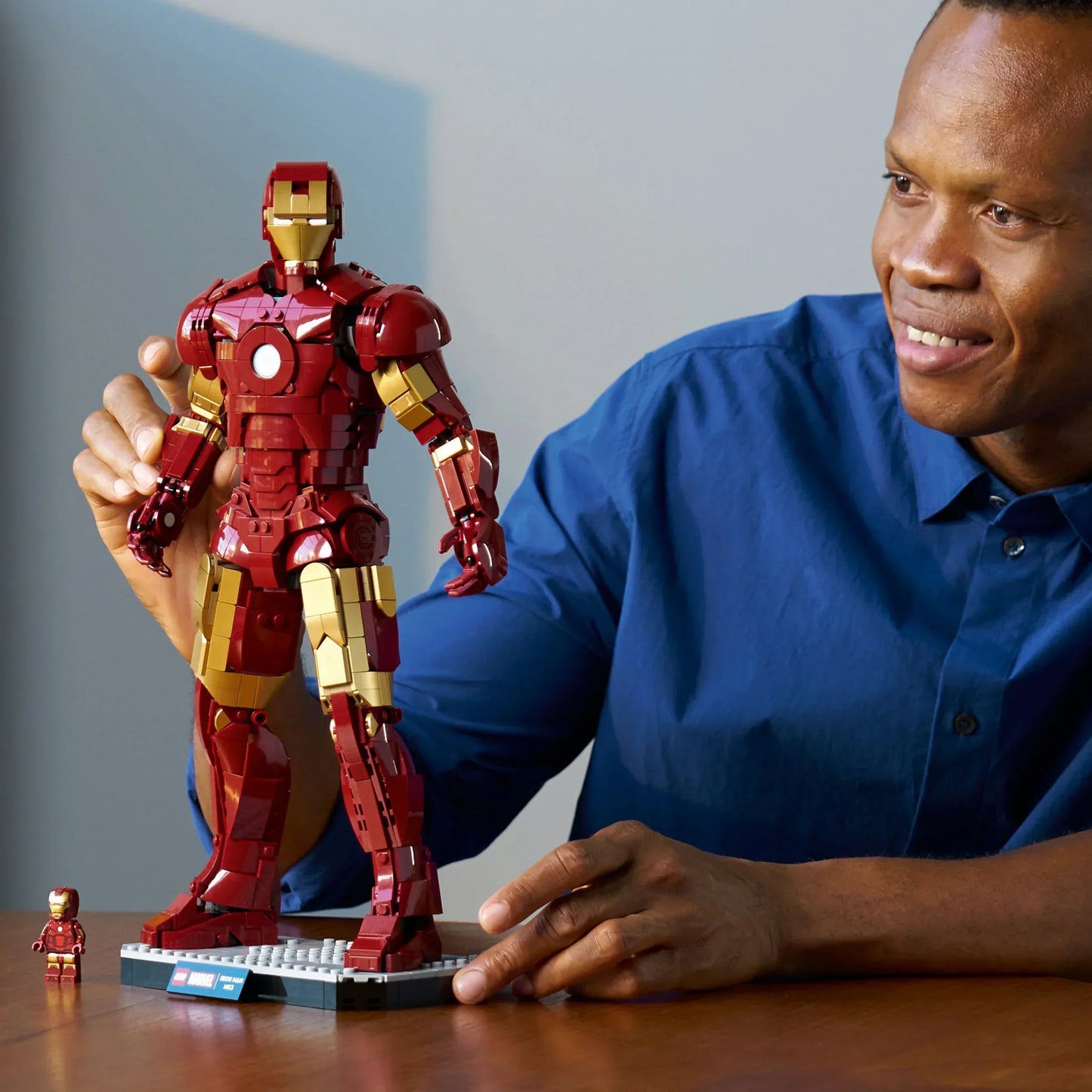 Armored Hero Mark 3 Collector Edition - 76344