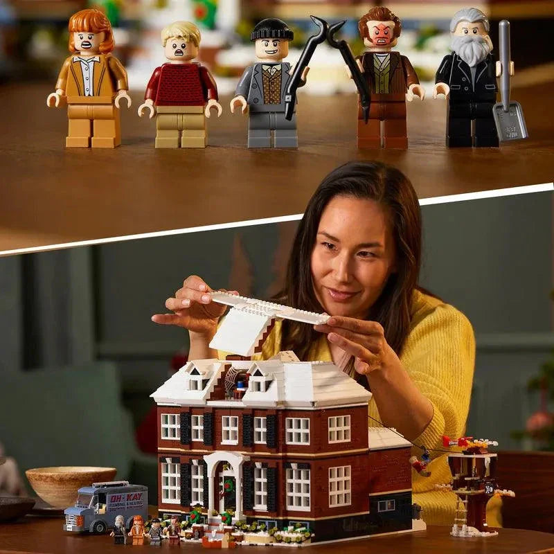 21330 Ideas Holiday House Building Set
