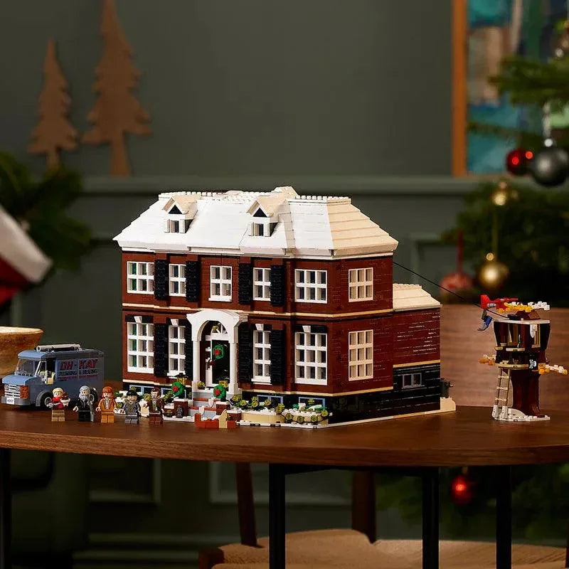 21330 Ideas Holiday House Building Set